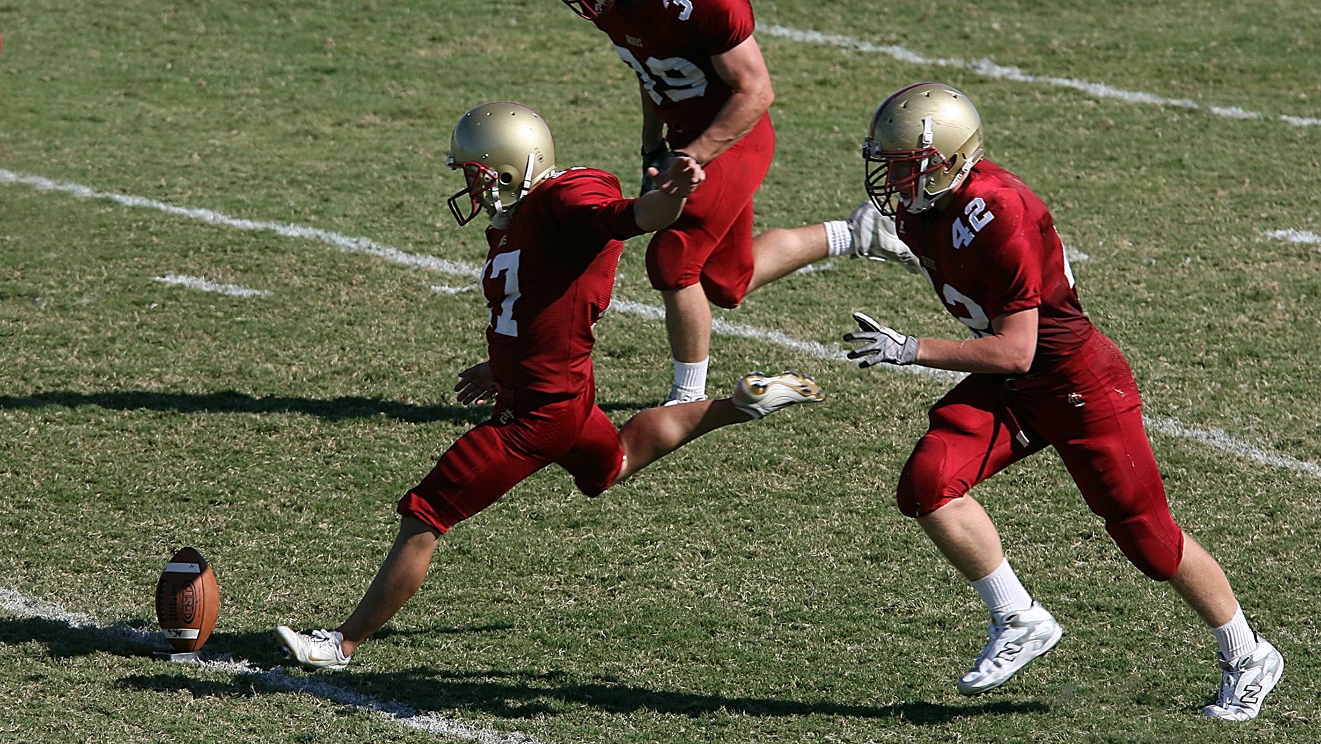 华体会世界杯-骑士鏖战76人，戈贝尔在英超争冠接管比赛，跨界竞技的隐喻与想象
