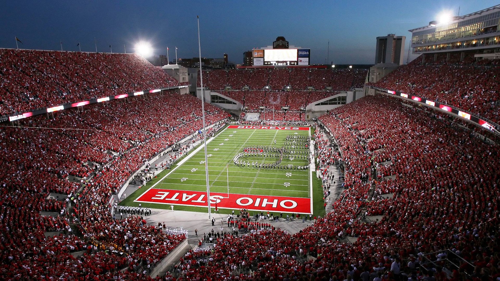 比利亚雷亚尔决胜局带走曼联，特奥成为关键先生